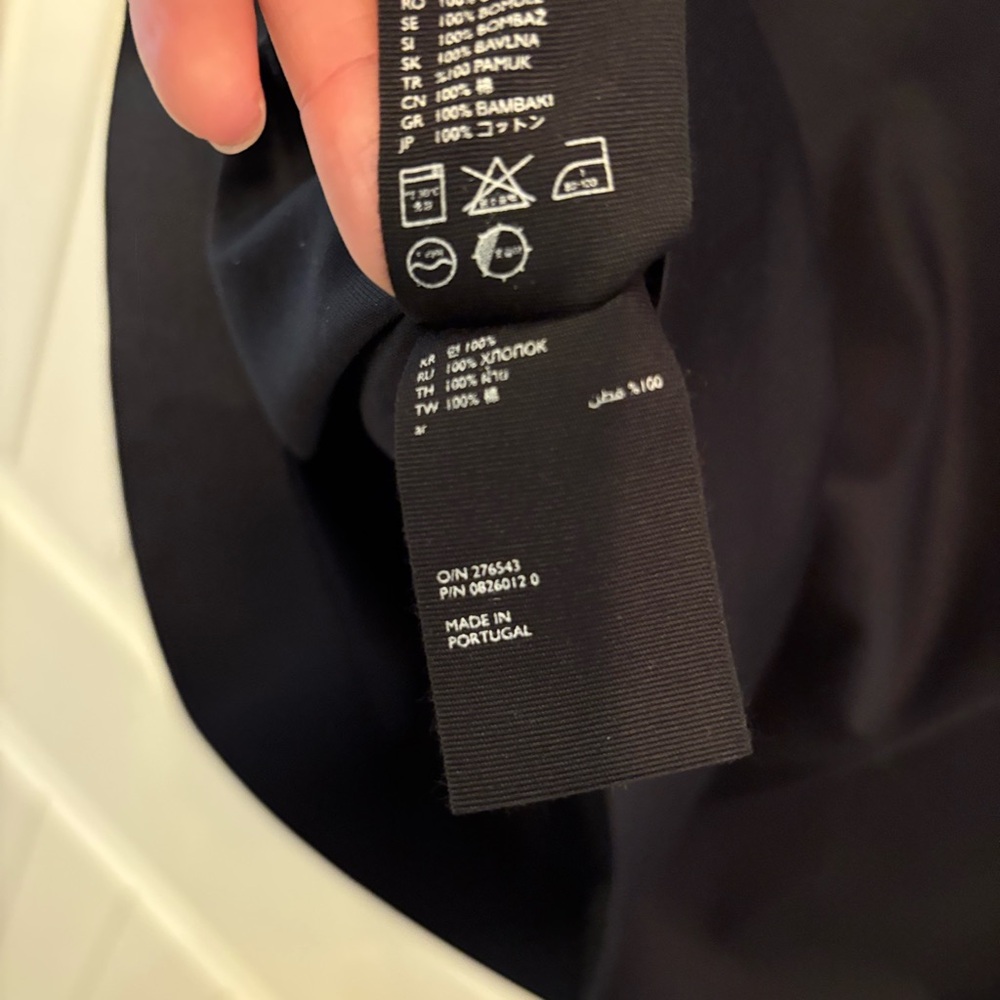 NWOT COS Boxy Mock Neck Dress in Black size Medium - Picture 5 of 9
